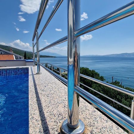 Searenity Pool Suite - Seafront Krmpote-Vodice المظهر الخارجي الصورة