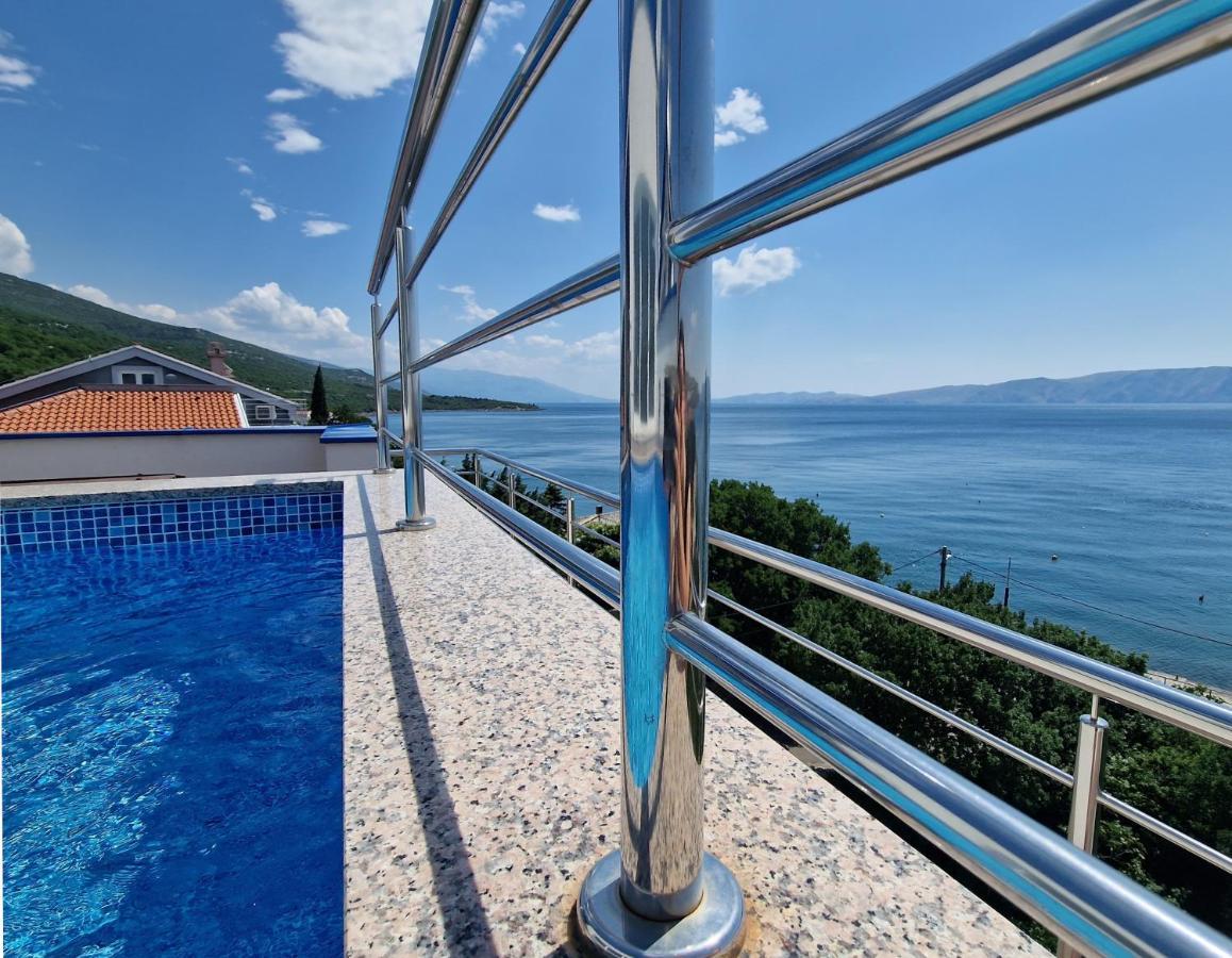 Searenity Pool Suite - Seafront Krmpote-Vodice المظهر الخارجي الصورة